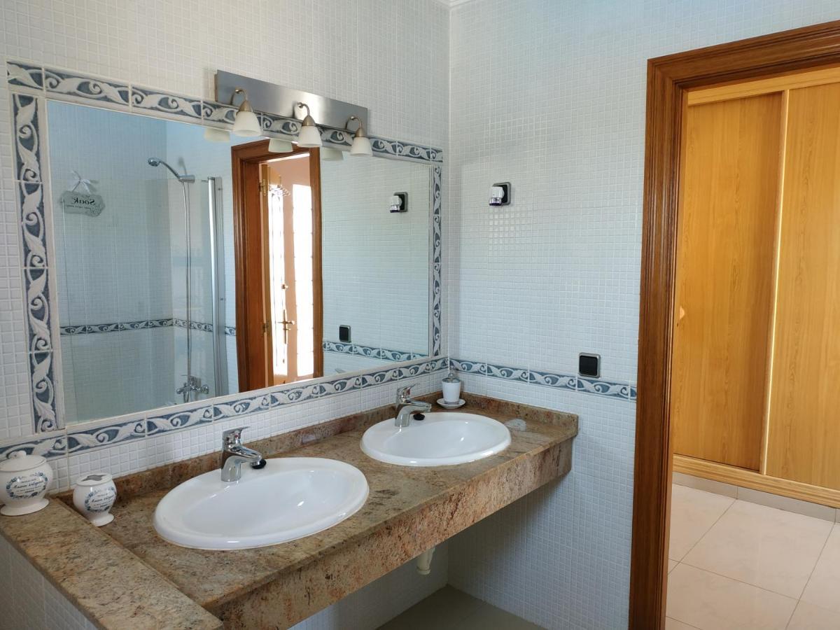 Villa Casa Del Sol 3 Bedroom Villa With Private Solar Covered 12M X 6M Pool Minimum Stay 7 Nights Chromecast And Wifi Throughout The Property Triquivijate Kültér fotó