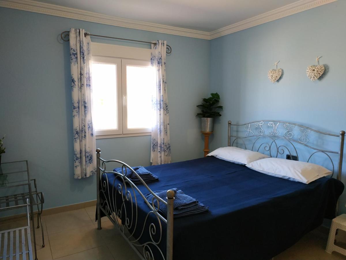 Villa Casa Del Sol 3 Bedroom Villa With Private Solar Covered 12M X 6M Pool Minimum Stay 7 Nights Chromecast And Wifi Throughout The Property Triquivijate Kültér fotó