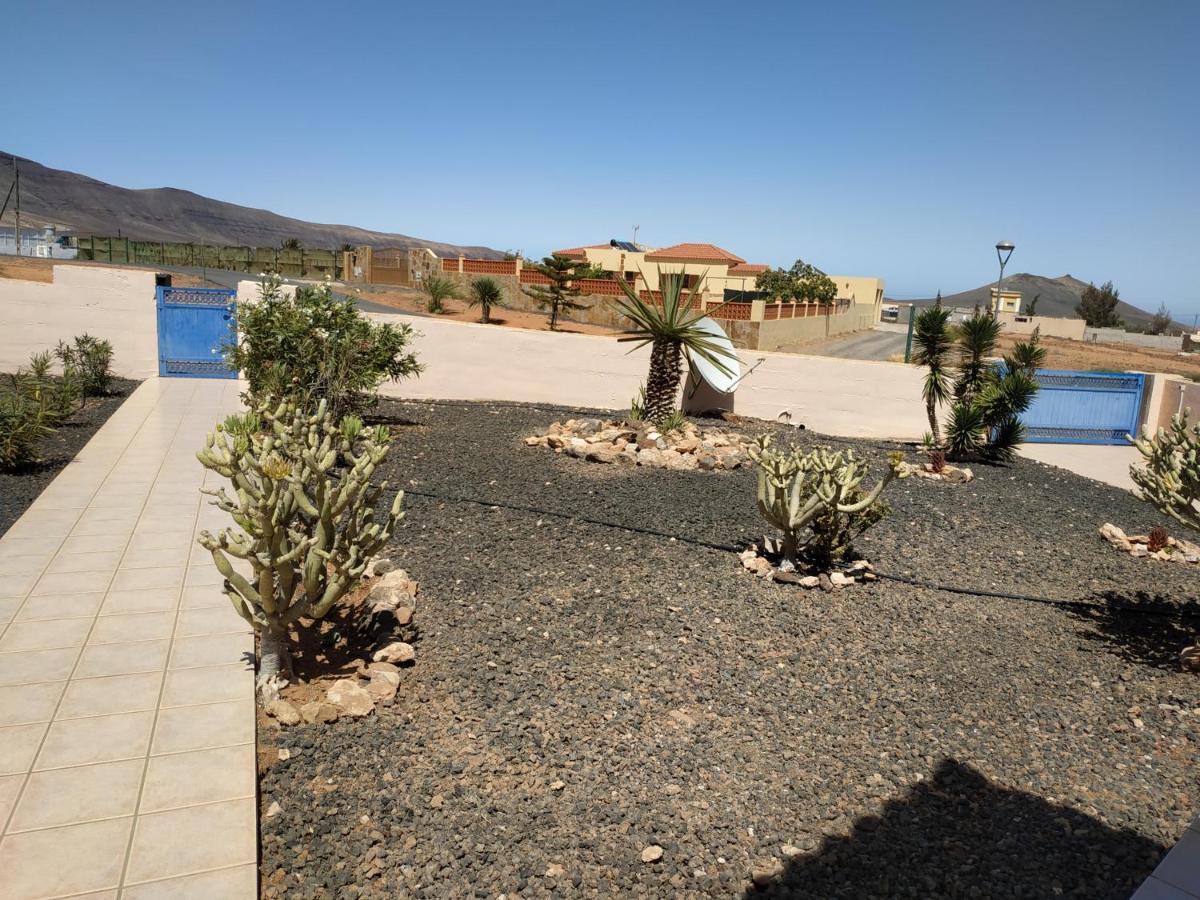 Villa Casa Del Sol 3 Bedroom Villa With Private Solar Covered 12M X 6M Pool Minimum Stay 7 Nights Chromecast And Wifi Throughout The Property Triquivijate Kültér fotó