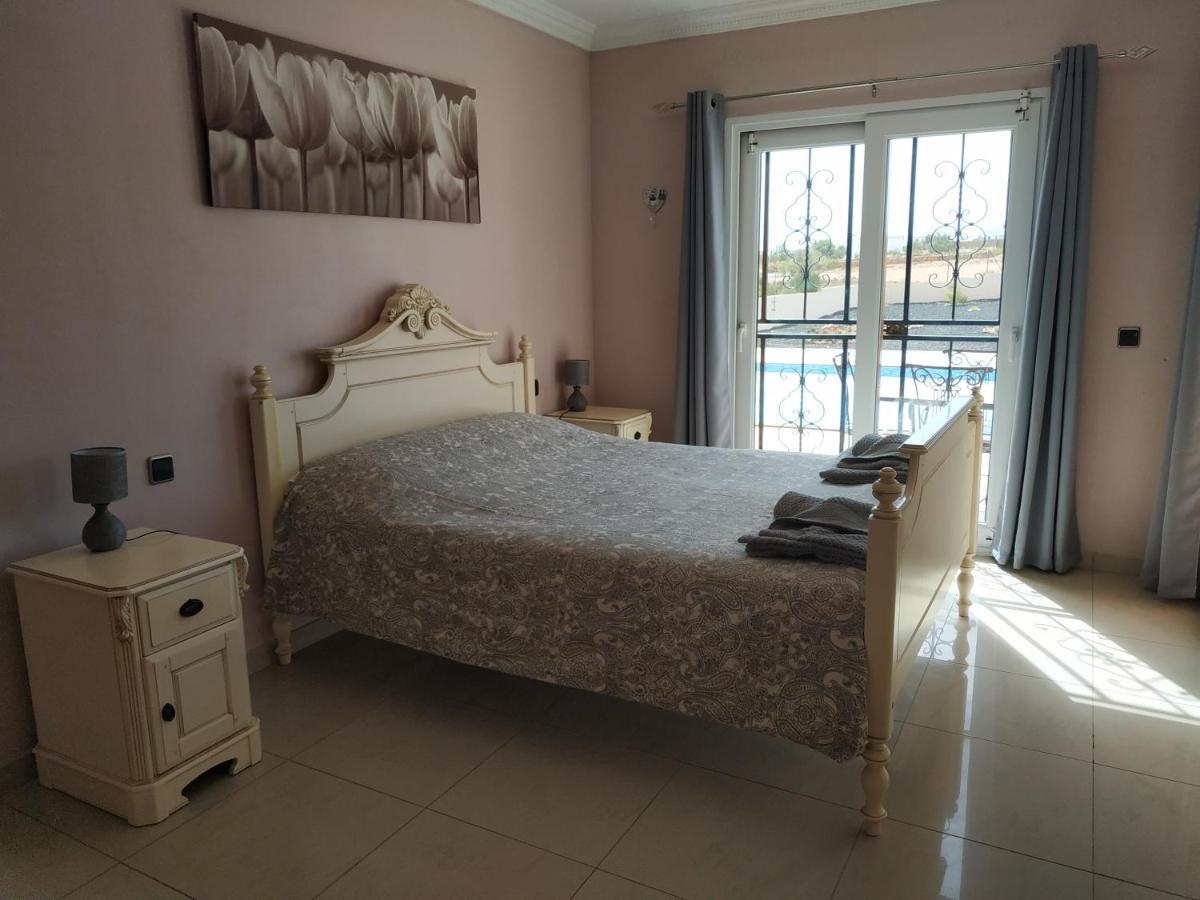 Villa Casa Del Sol 3 Bedroom Villa With Private Solar Covered 12M X 6M Pool Minimum Stay 7 Nights Chromecast And Wifi Throughout The Property Triquivijate Kültér fotó