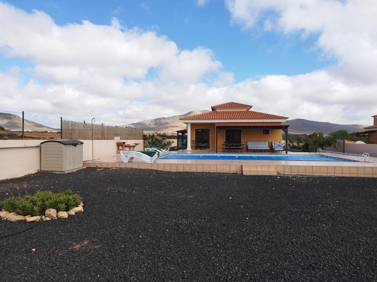Villa Casa Del Sol 3 Bedroom Villa With Private Solar Covered 12M X 6M Pool Minimum Stay 7 Nights Chromecast And Wifi Throughout The Property Triquivijate Kültér fotó