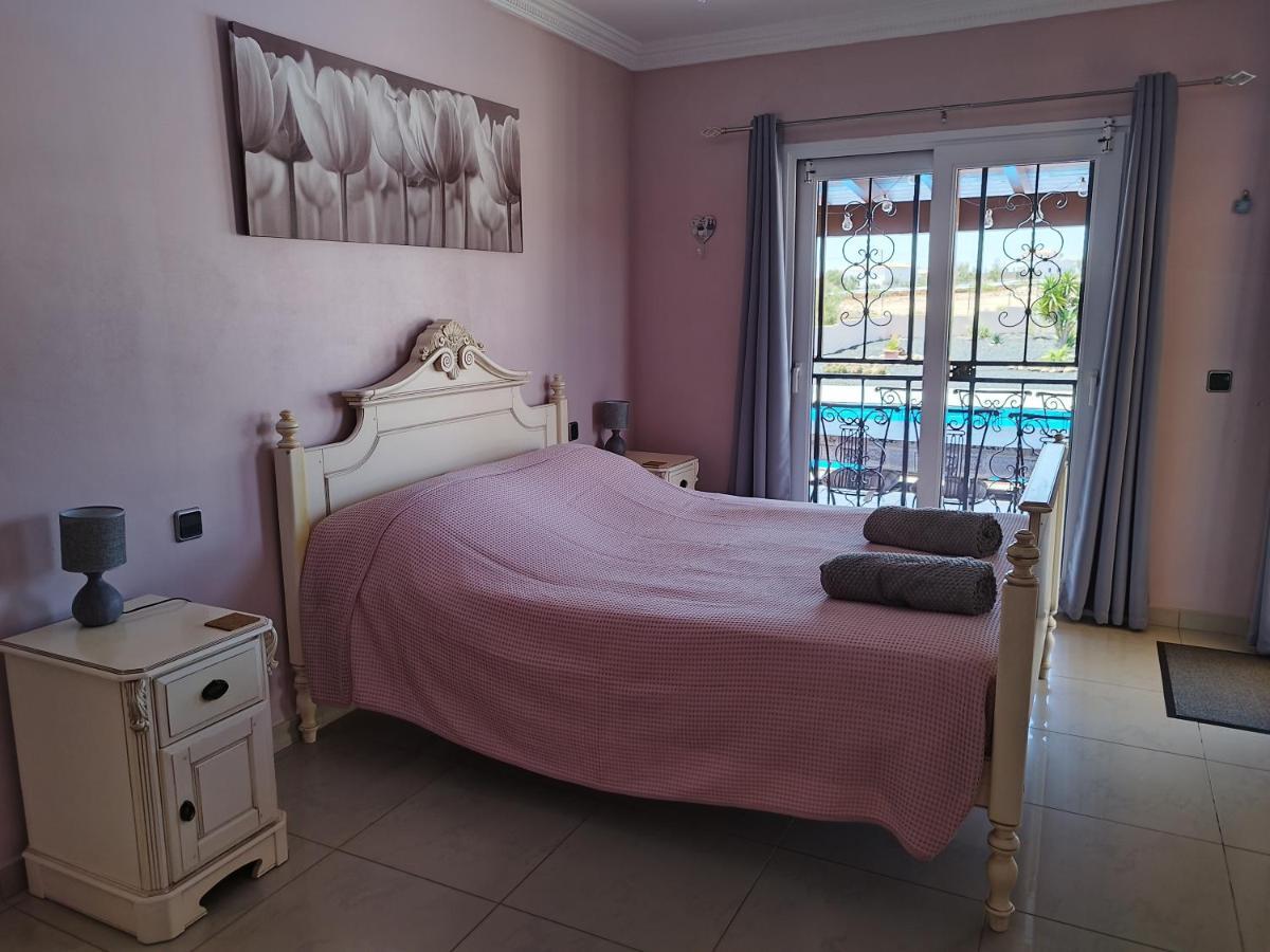Villa Casa Del Sol 3 Bedroom Villa With Private Solar Covered 12M X 6M Pool Minimum Stay 7 Nights Chromecast And Wifi Throughout The Property Triquivijate Kültér fotó
