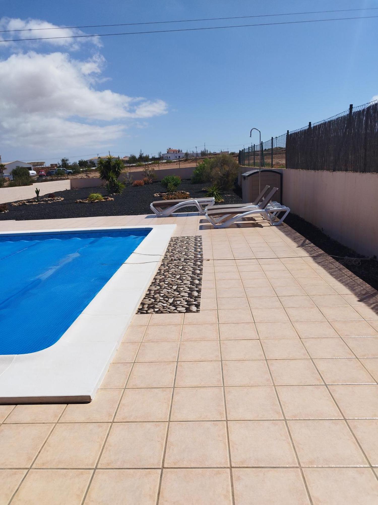 Villa Casa Del Sol 3 Bedroom Villa With Private Solar Covered 12M X 6M Pool Minimum Stay 7 Nights Chromecast And Wifi Throughout The Property Triquivijate Kültér fotó