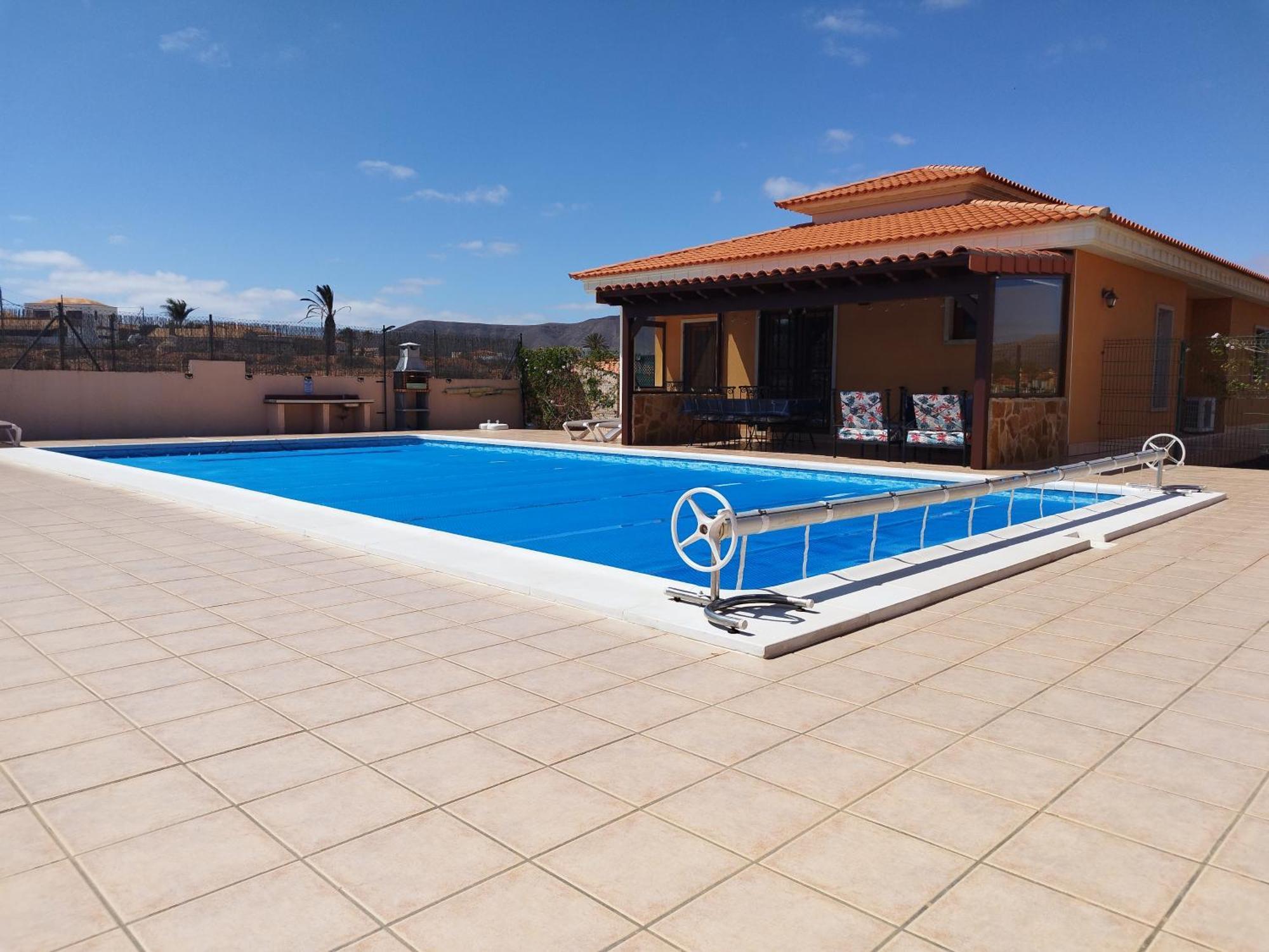Villa Casa Del Sol 3 Bedroom Villa With Private Solar Covered 12M X 6M Pool Minimum Stay 7 Nights Chromecast And Wifi Throughout The Property Triquivijate Kültér fotó